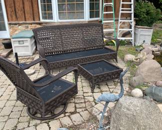 Pottery Barn Wicker Sofa, Table Swivel Arm Chair
