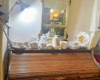 Noritake Happy Days Dish Set
