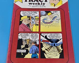Dick Tracy Weekly comic book, issue #67, from 1988. The cover features the iconic detective Dick Tracy and advertises a storyline titled "The murders of 'RAT FACE'".