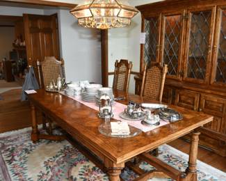 0200Dining Room
