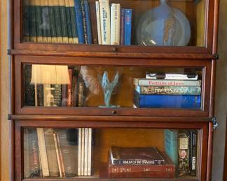 3 tier lawyers bookshelf, excellent condition