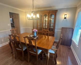 dining room table and 6 chairs