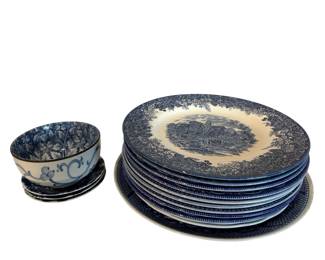 Dinner Plates More China Wedgwood Queens Ware Moreton Old Hall, Royal Stafford, More