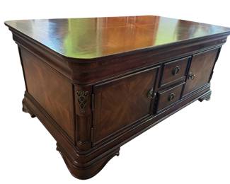 Starburst Extending Top Coffee Table With Storage