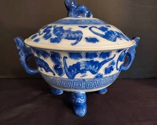 Vintage Blue White Porcelain Bowl With Lid