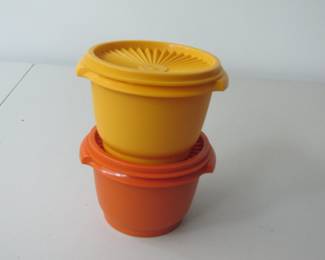 Two 1970s Tupperware small storage bowls