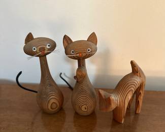 MCM wood cat figurines
