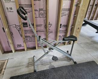 Squat Machine