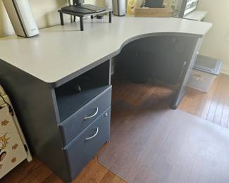 Office desk/ gaming desk