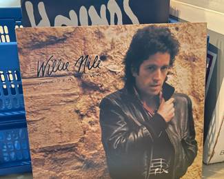 FANTASTIC Rock N Roll Album Collection (Kiss, Aerosmith, Rolling Stones, The Kinks, Journey, Foreigner, Queen, The Beatles, Men @ Work, Peter Frampton, Cheap Trick, & MUCH More!