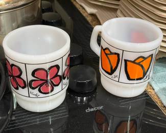 Vintage milk Glass Flower Mugs