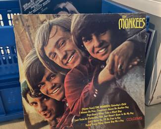 FANTASTIC Rock N Roll Album Collection (Kiss, Aerosmith, Rolling Stones, The Kinks, Journey, Foreigner, Queen, The Beatles, Men @ Work, Peter Frampton, Cheap Trick, & MUCH More!
