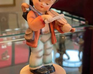 Goebel Hummel Figurine