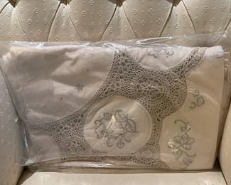 Lace Table Linen