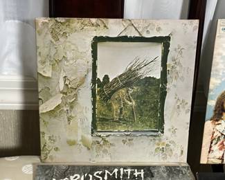 FANTASTIC Rock N Roll Album Collection (Kiss, Aerosmith, Rolling Stones, The Kinks, Journey, Foreigner, Queen, The Beatles, Men @ Work, Peter Frampton, Cheap Trick, & MUCH More!