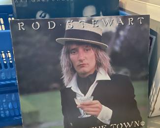 FANTASTIC Rock N Roll Album Collection (Kiss, Aerosmith, Rolling Stones, The Kinks, Journey, Foreigner, Queen, The Beatles, Men @ Work, Peter Frampton, Cheap Trick, & MUCH More!