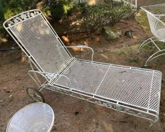 Wrought Iron Lounge Chaise Chairs W/ Wheels