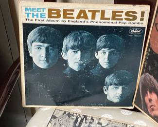 FANTASTIC Rock N Roll Album Collection (Kiss, Aerosmith, Rolling Stones, The Kinks, Journey, Foreigner, Queen, The Beatles, Men @ Work, Peter Frampton, Cheap Trick, & MUCH More!