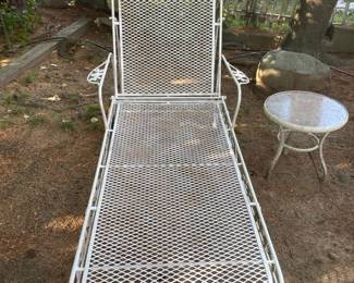 Wrought Iron Lounge Chaise Chairs W/ Wheels