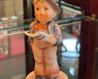Goebel Hummel Figurine