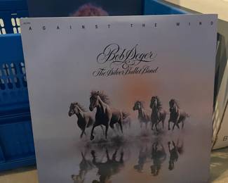FANTASTIC Rock N Roll Album Collection (Kiss, Aerosmith, Rolling Stones, The Kinks, Journey, Foreigner, Queen, The Beatles, Men @ Work, Peter Frampton, Cheap Trick, & MUCH More!