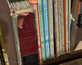 Large Library Of Books Collection W/ Art Books, Coffee Table Books, Novels, Mysteries, Crimes, Etc.