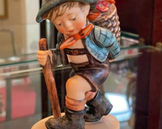Goebel Hummel Figurine