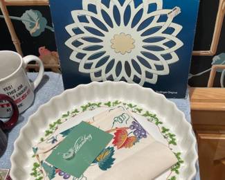 Daisy Trivets By Godinger
