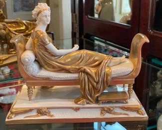Fine Capodimonte Porcelain Figurine