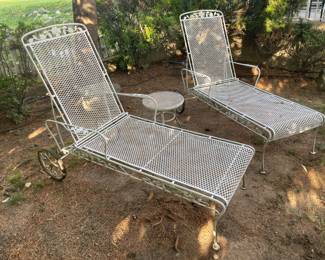 Wrought Iron Lounge Chaise Chairs W/ Wheels