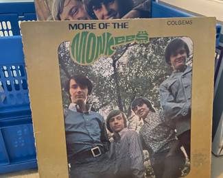 FANTASTIC Rock N Roll Album Collection (Kiss, Aerosmith, Rolling Stones, The Kinks, Journey, Foreigner, Queen, The Beatles, Men @ Work, Peter Frampton, Cheap Trick, & MUCH More!