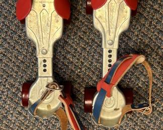Vintage Adjustable Metal Skates by Jet-Set