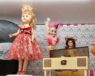 Sindy Hi Fi Console Stereo w/ Tiny Record, Works!