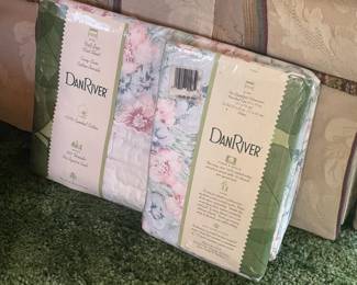 BRAND NEW Sheet Sets & Accessories