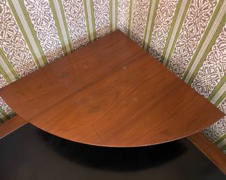 Vintage Mid-Century Modern 2 Tier Corner Table