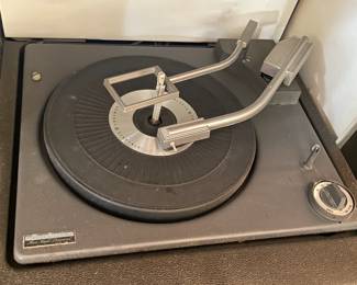 Portable General Electric Trimline 400 Solid State Stereo