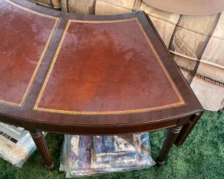 Wood Curved Accent Table W/ 2 Drop Leaves & Leather Top