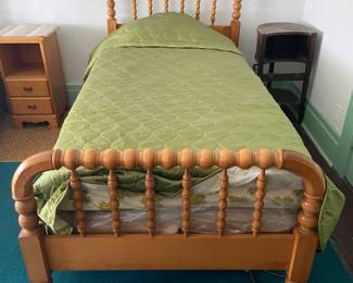 Vintage Wooden Twin Beds W/ Headboard & Footboard
