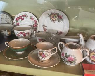 Display Cabinets W/ Vintage Travel Souvenirs, Books, Figurines, Etc.