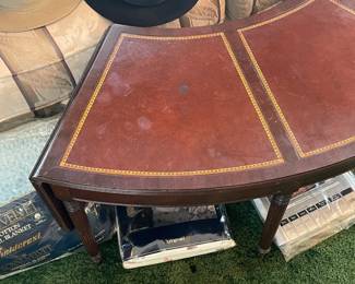 Wood Curved Accent Table W/ 2 Drop Leaves & Leather Top