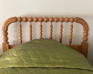 Vintage Wooden Twin Beds W/ Headboard & Footboard