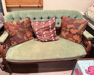 stick and ball settee 