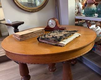 Tiger oak 52 ' rd table large mirror 