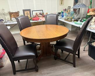 52 ' oak table paw foot