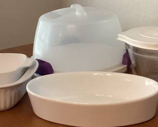 Pampered Chef Glass Measuring Cup Cake Holder Casserole Dish