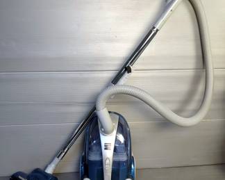 Kenmore PowerMate Bag Vacuum Cleaner, Powers On