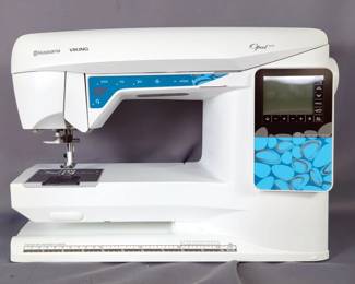 Husqvarna Viking Opal 670 Computerized Sewing Machine with Carrying Case