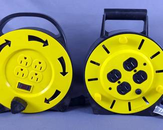 Power Extension Cord Reels With 4 Power Outlets, Qty 2, Powers On
