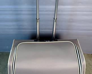 Inspira Universal Roller Bag With Telescoping Handle, New in Box