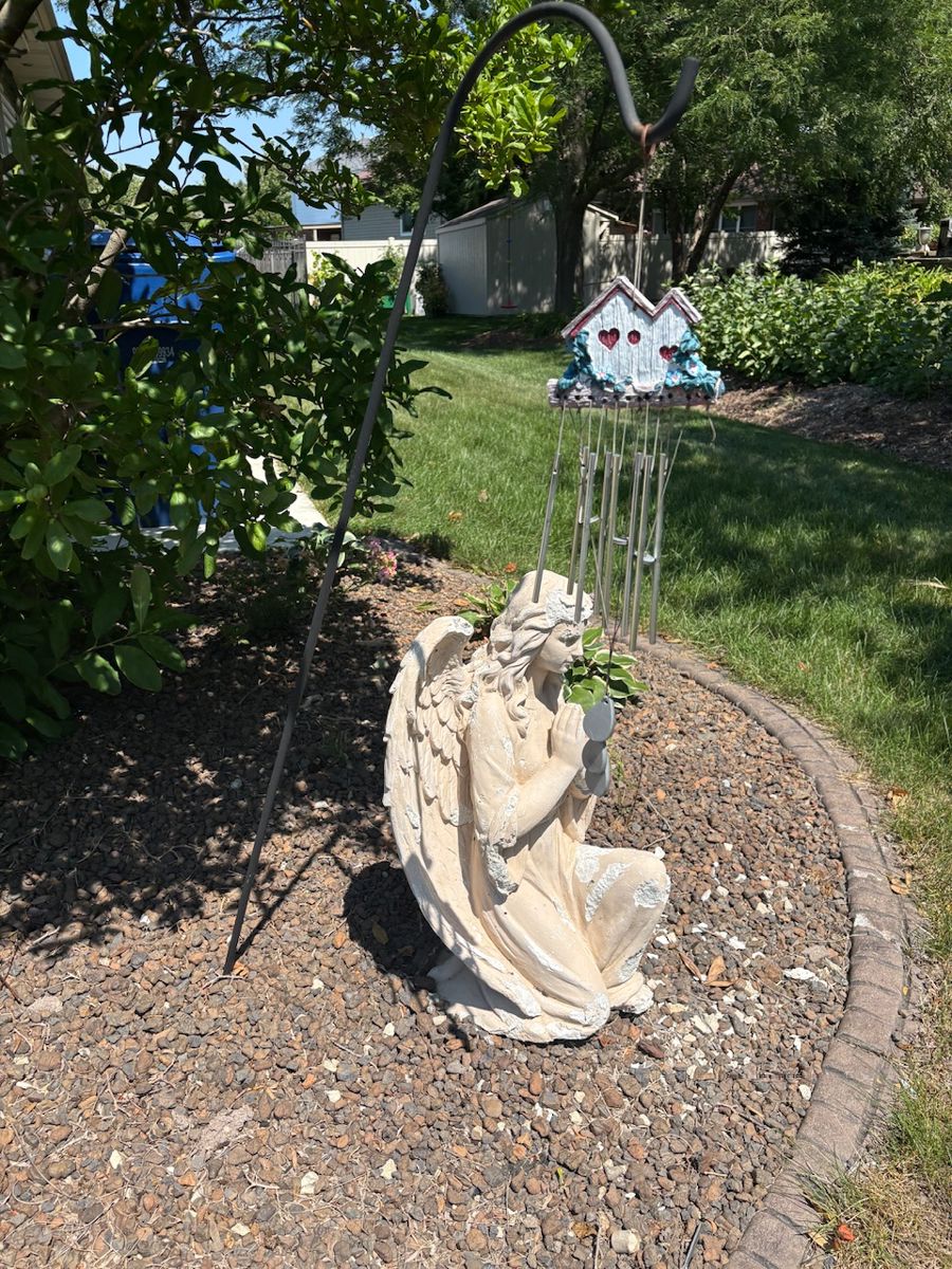 Yard statues